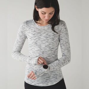Lululemon 5 mile long sleeve 10